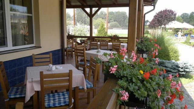 Hotel Za Vodou Dvur Kralove nad Labem Exterior photo